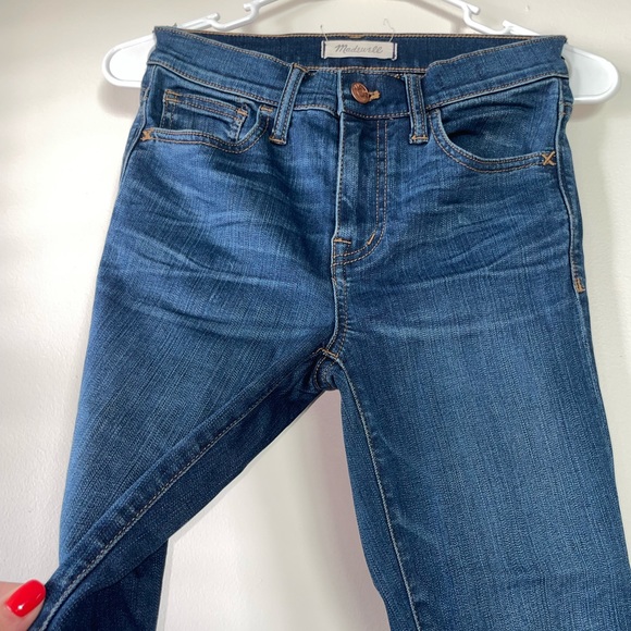 like NEW - Madewell Jeans - “Roadtripper jeans” size 25 - Picture 3 of 6